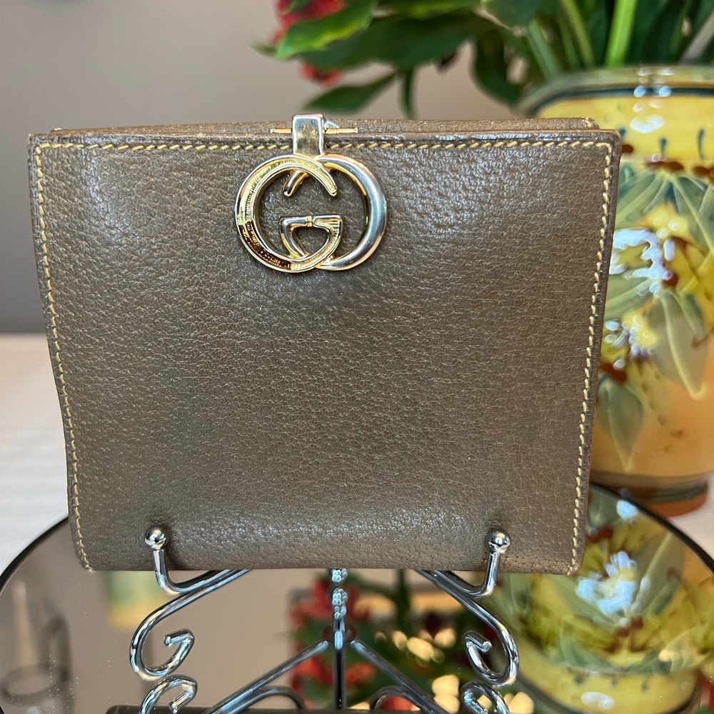 Vintage Gucci Compact Leather Wallet